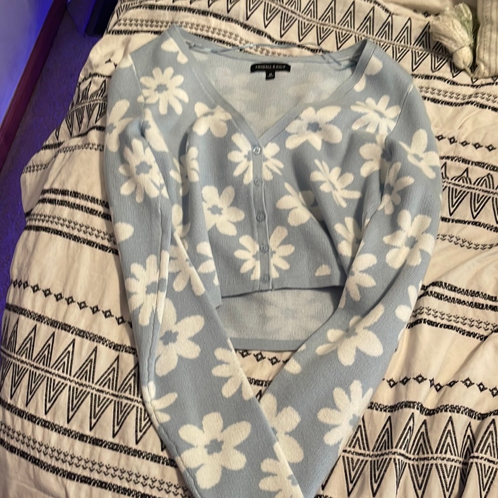 Kendall and kylie cropped sweater